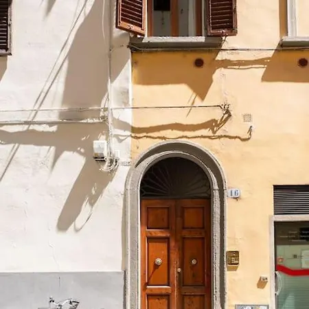 Diladdarno-florence Style شقة *