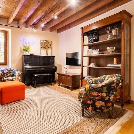 Apartamento Diladdarno-florence Style