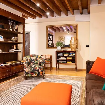 Apartment Diladdarno-florence Style